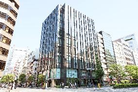 Yashima Denki exterior, logo, and sign